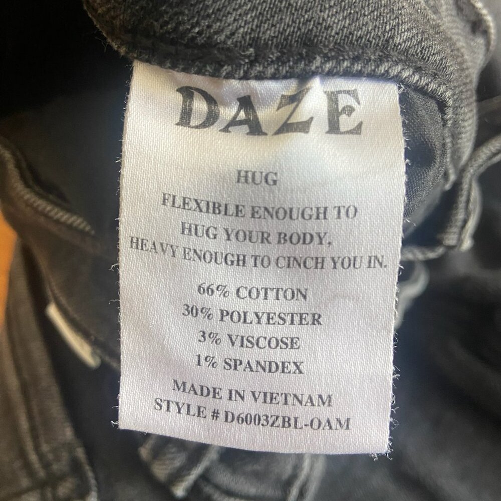 EUC Daze Faded Black Raw Hem Hug Skinny Jeans Sz 25 - Picture 2 of 6